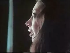 Seksi anne iyi seks eski yeşilçam pornosu yapıyor