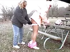 Pinky'yi eski yesilcam porno teşvik et