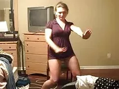 Marie ve ben eskiturkporno oynuyoruz