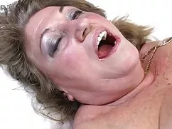 ŞEMPANZELER türk porno eski (DM)