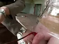 kocası dışarıda, sevgilisi eskiturkporno içeride